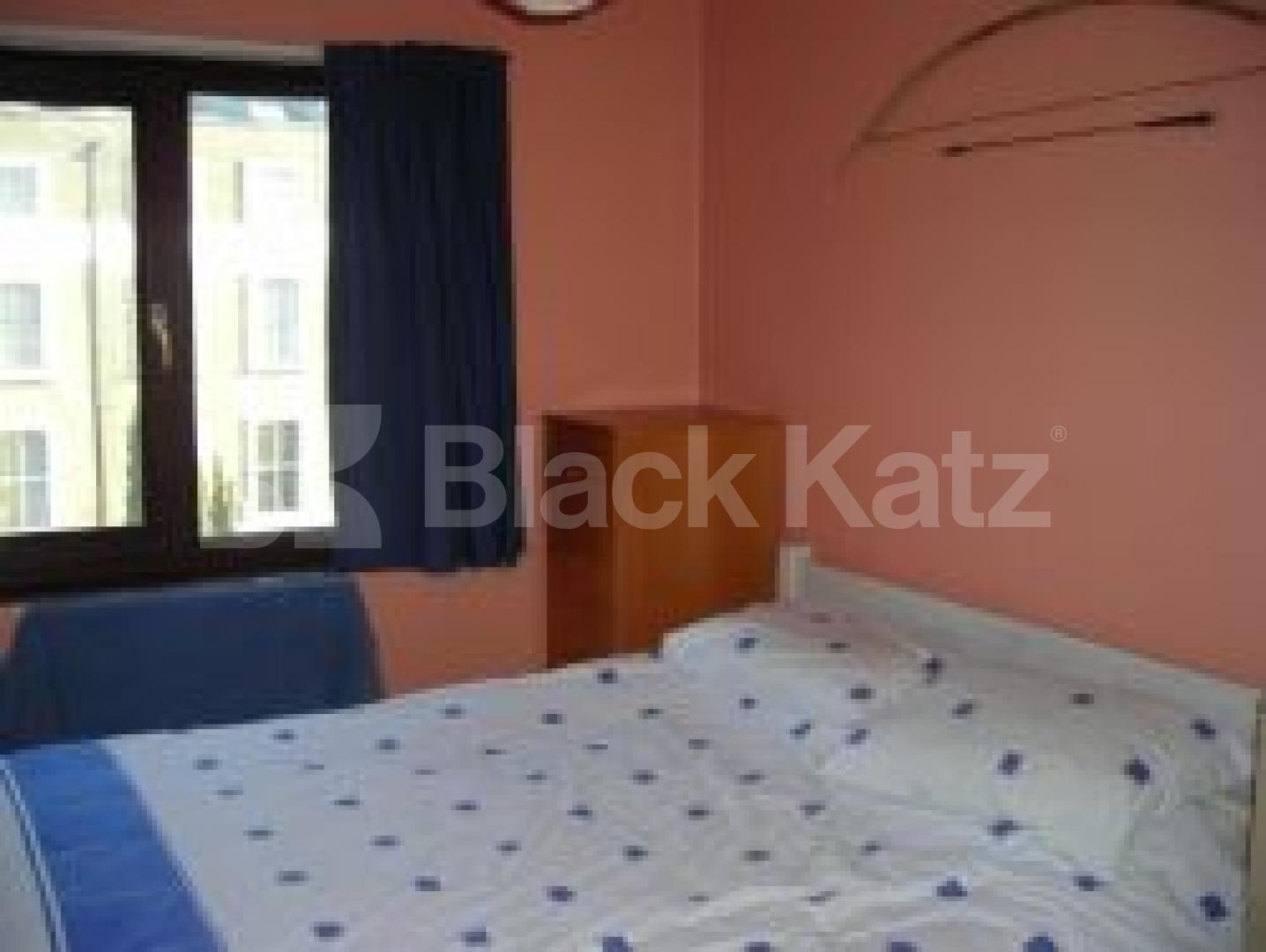 			1 Bedroom, 1 bath, 1 reception Flat			 Highgate Road, KENTISH TOWN NW5